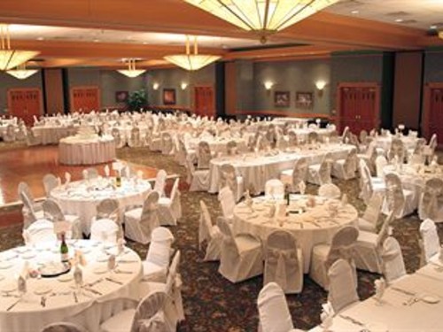Embassy Suites Downtown Omaha Wedding Venues